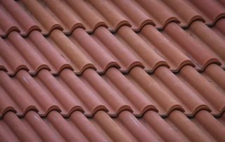 tuiles d'une toiture